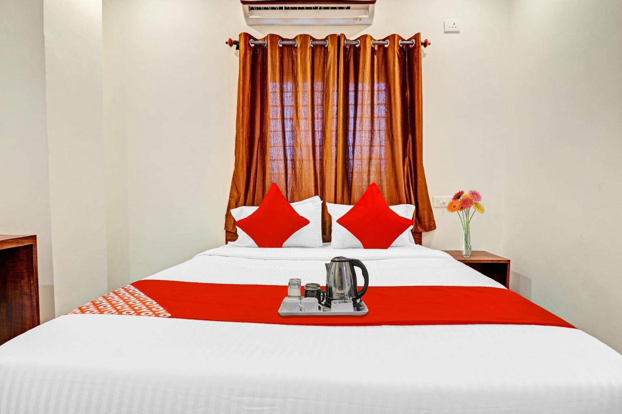 Hotel O Night Eye Hyderabad Exterior photo